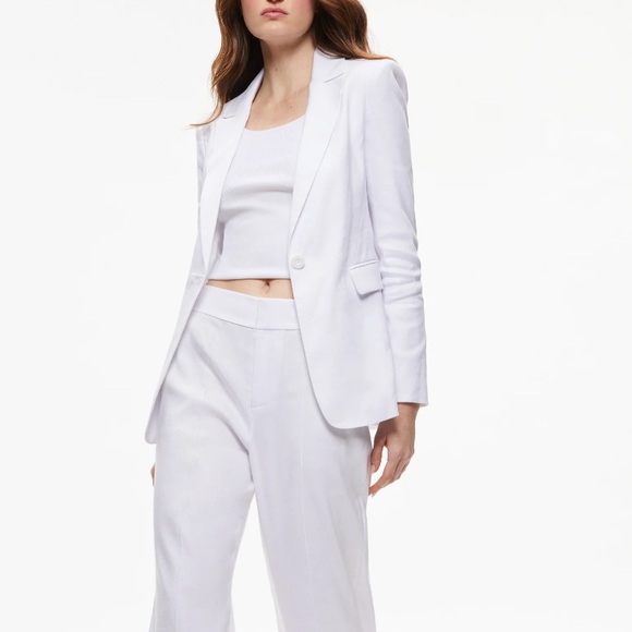 Alice + Olivia Macey Linen Blazer - Picture 6 of 7